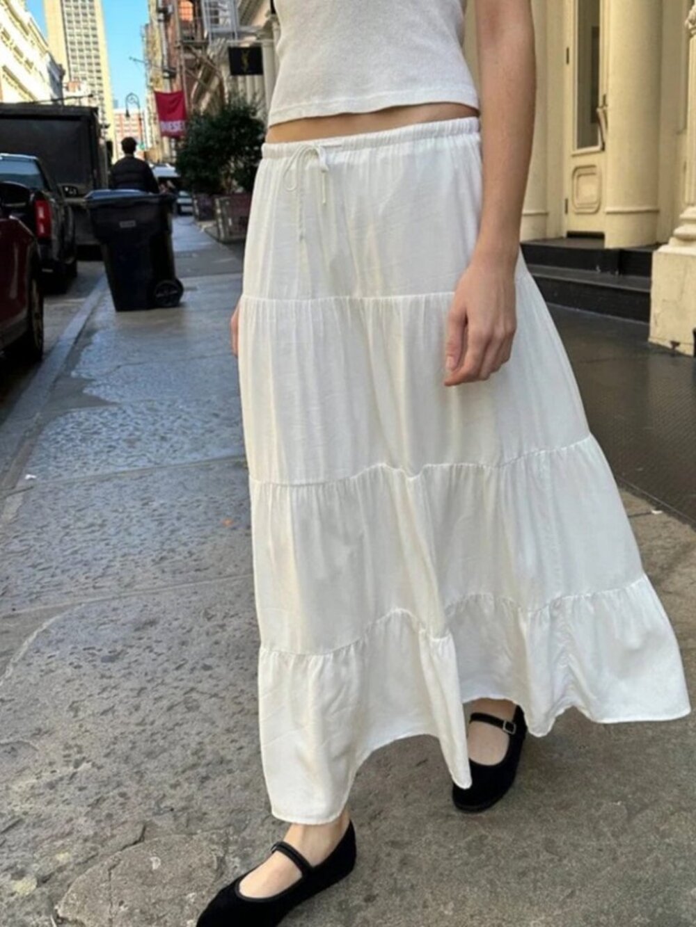 Izzy White Tiered Maxi Skirt - Lightweight Summer Skirt - Brandy Melville - Picture 4 of 9